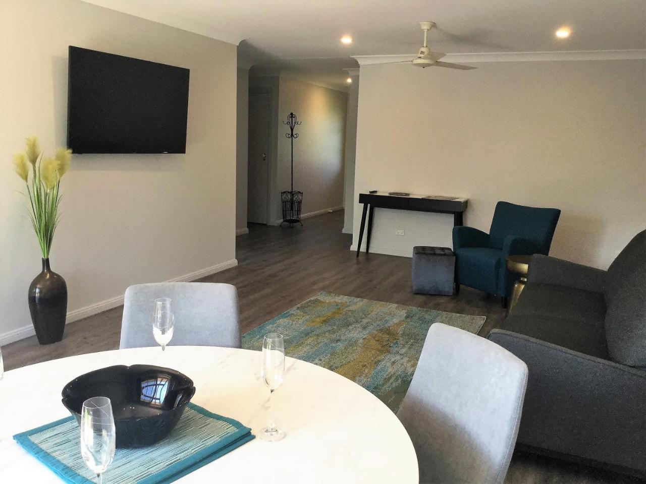 Tic Tac Toe Quality Accommodation Armidale Bagian luar foto